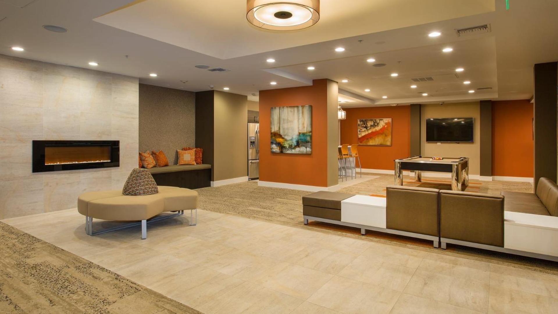 In La - 1br With Free Parking, Laundry, Pool Los Ángeles